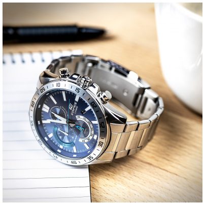 Casio Edifice Montre Homme Chronographe Bleu Chrono EFV-620D-2AVUEF