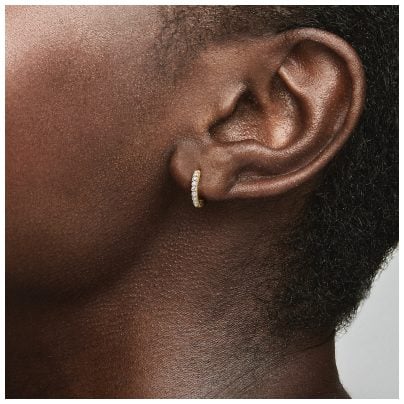 Pandora Joyería Pendientes de aro para mujer Sparkling Embrace Color dorado 263015C01